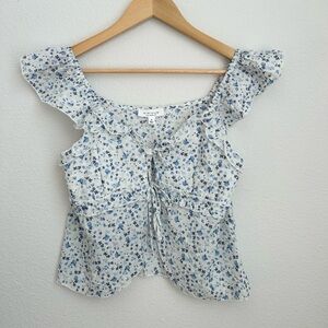 Kirious Floral Flutter Sleeve Tie Front Blouse - Small